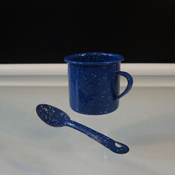 Enamelware Mug With Spoon Blue Speckled White Camping Fireside 12 oz Cup - Picture 1 of 6